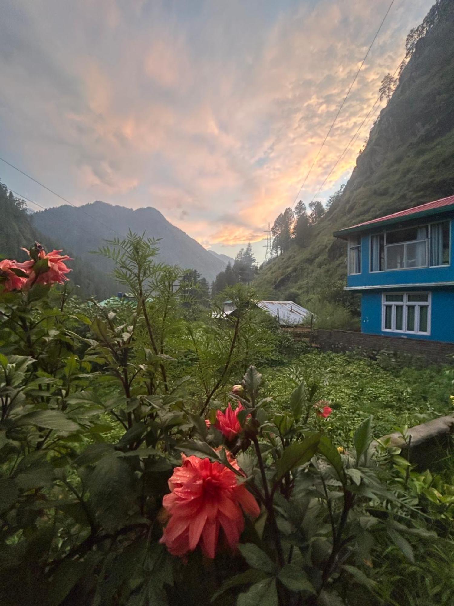 Formosa Hostel & Cafe Kasol Buitenkant foto