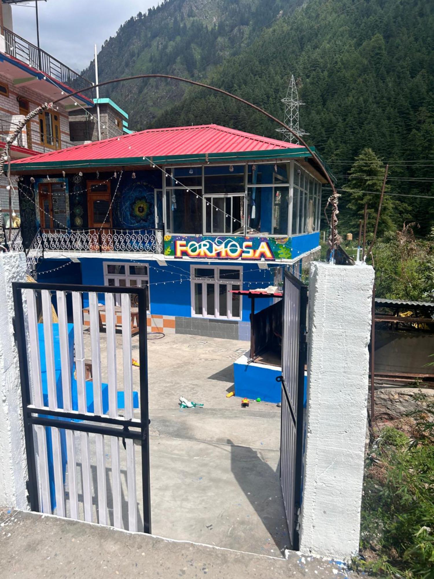 Formosa Hostel & Cafe Kasol Buitenkant foto