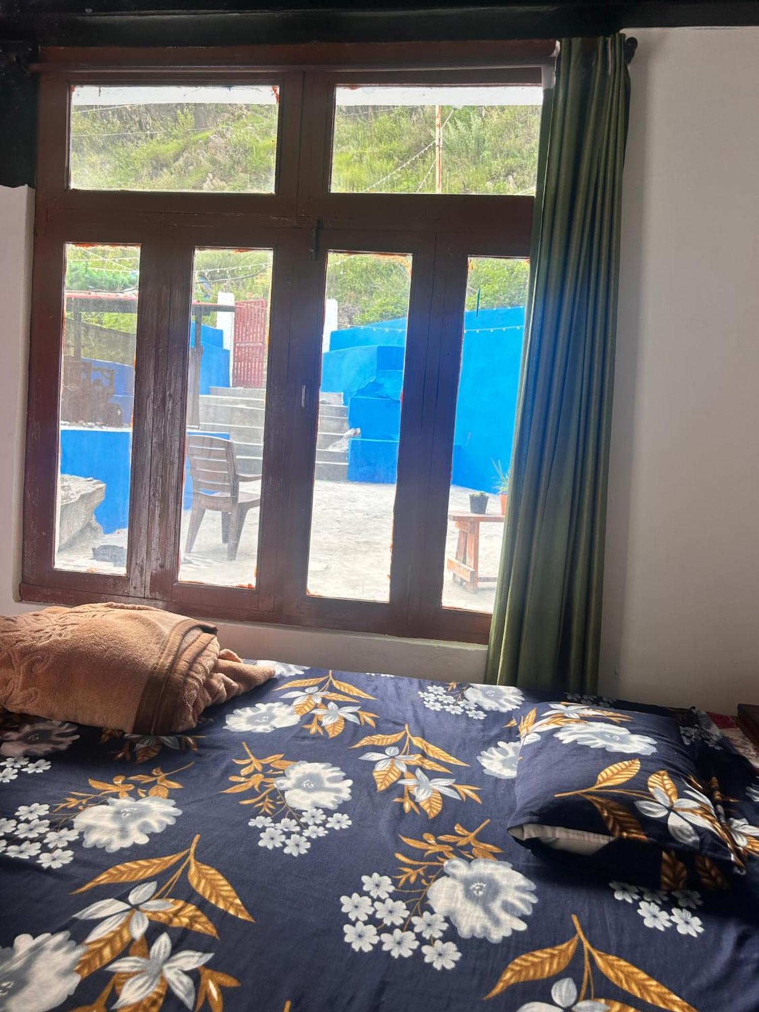 Formosa Hostel & Cafe Kasol Buitenkant foto