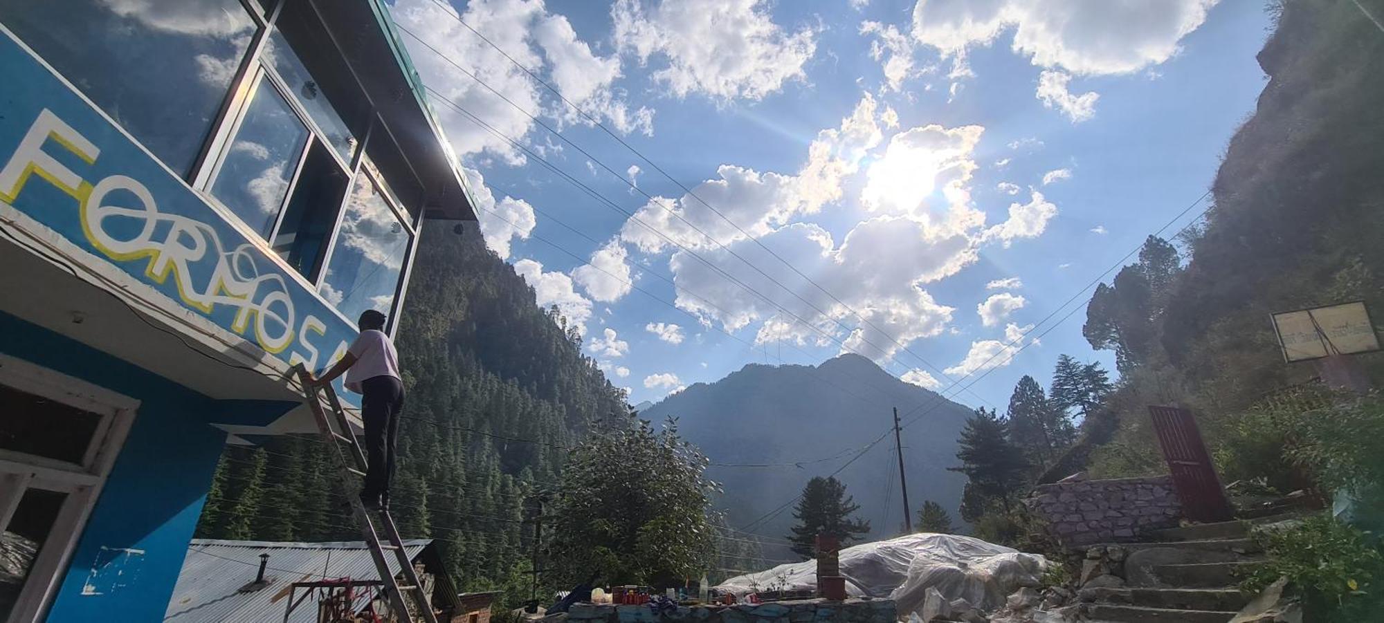 Formosa Hostel & Cafe Kasol Buitenkant foto