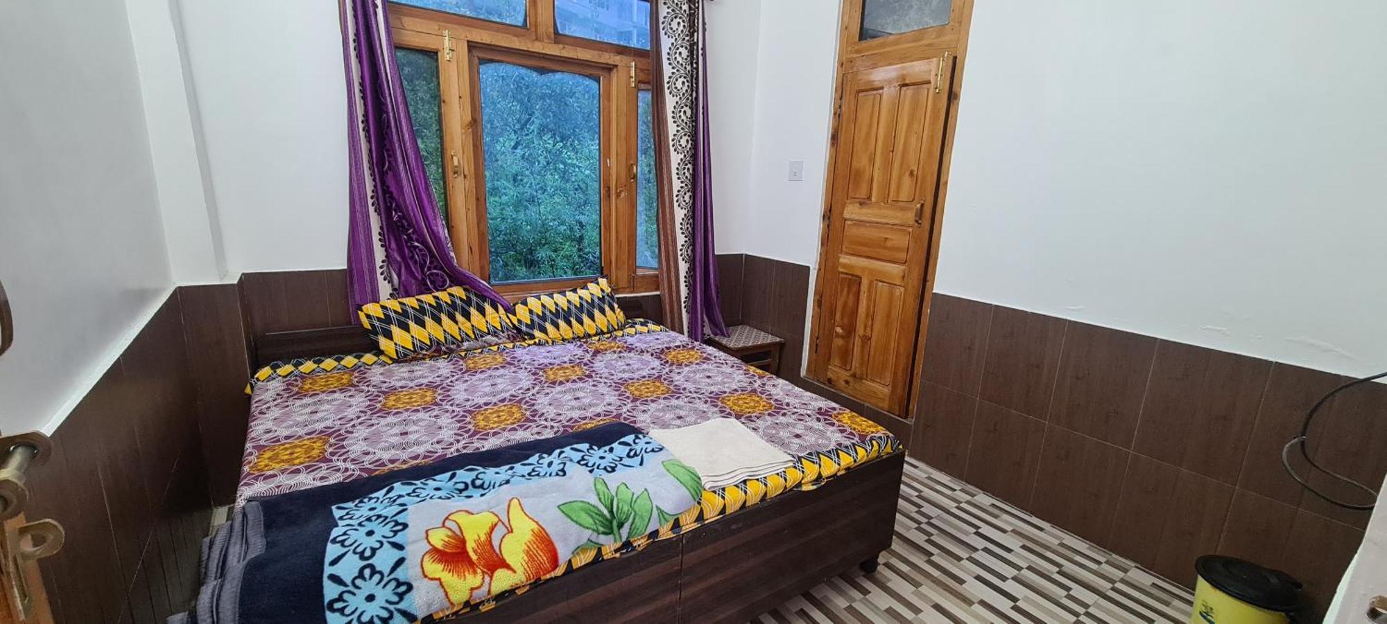 Formosa Hostel & Cafe Kasol Buitenkant foto